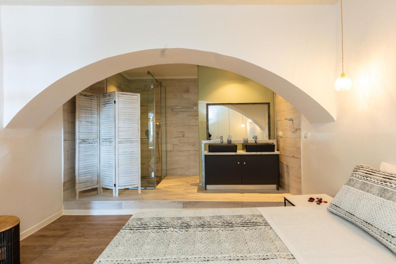 Anne Apartment, At The Venetian Port Of Rethimno! Exteriör bild